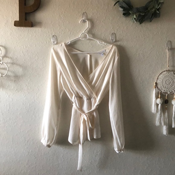 White Long-sleeve Shirt - Picture 2 of 3